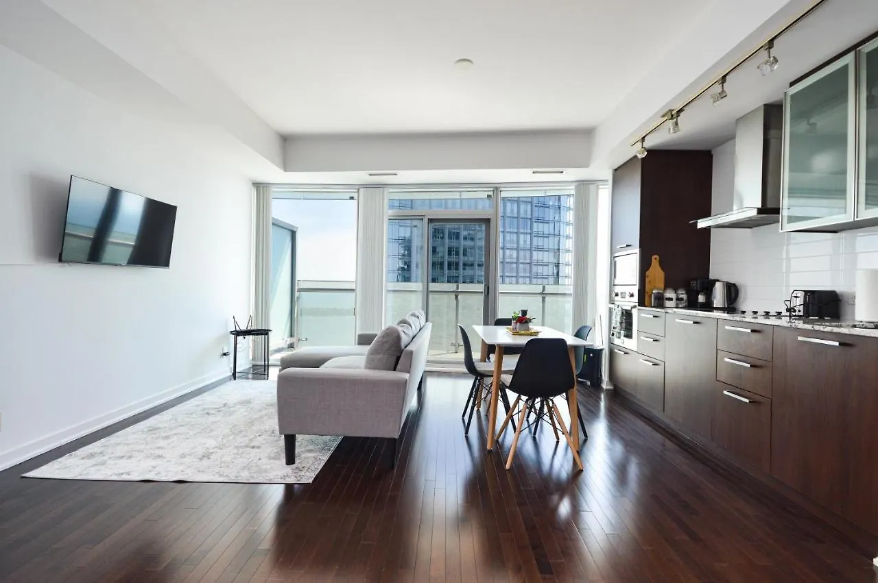 Downtown Toronto Condo Mins From Scotiabank Arena, Tiff, Cn Tower, Union, Mtcc Apartament