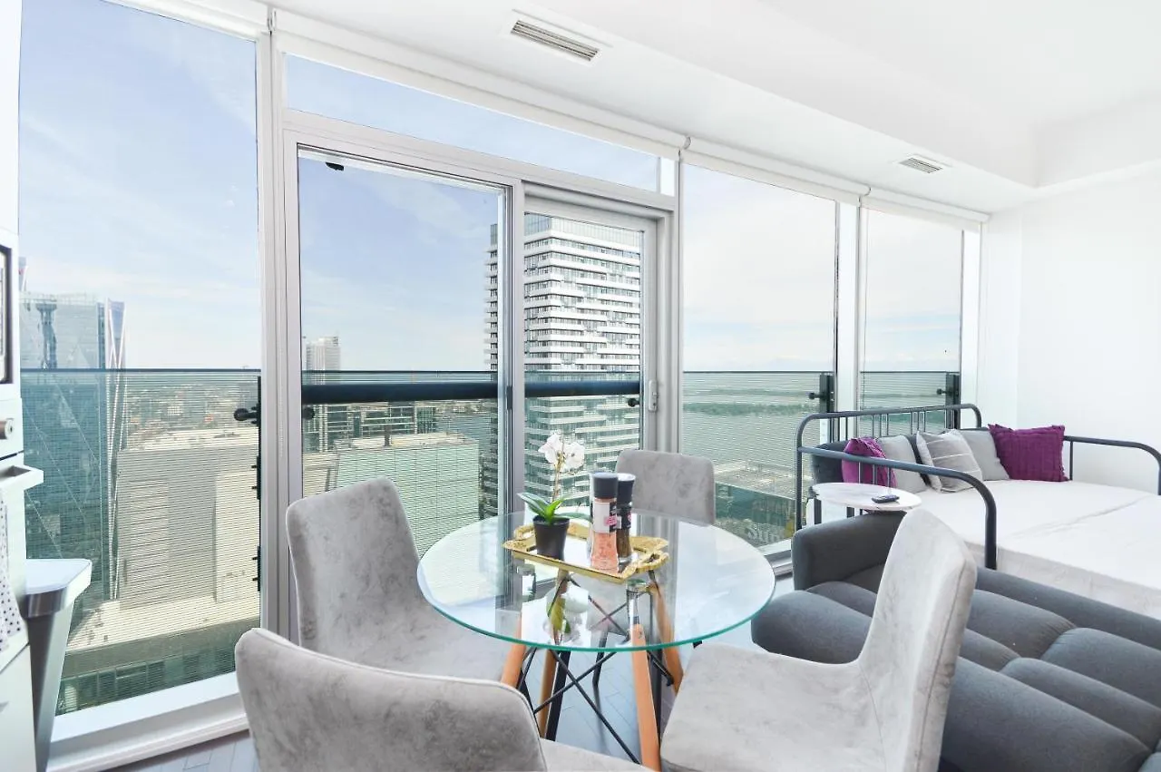 Downtown Toronto Condo Mins From Scotiabank Arena, Tiff, Cn Tower, Union, Mtcc Appartement